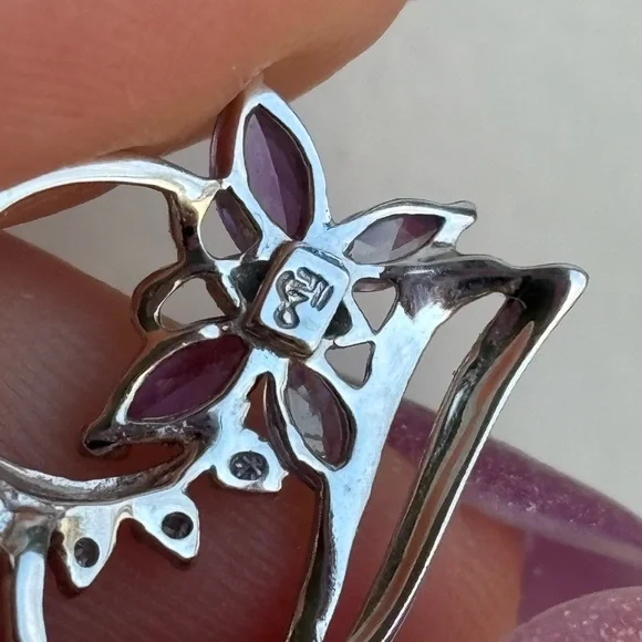 10k White Gold Diamond Gemstone Butterfly Heart Pendant / Charm - Picture 5 of 6